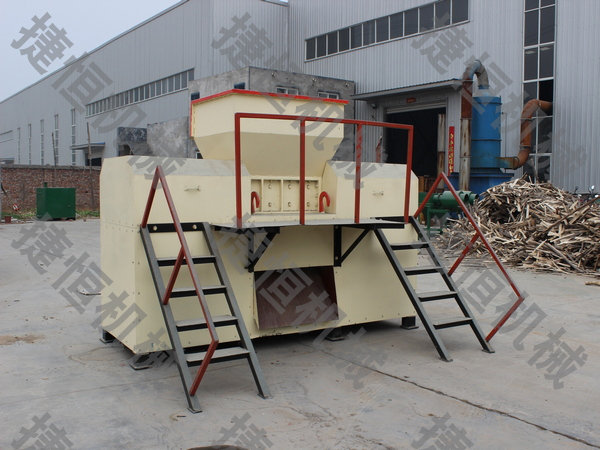 生物質撕碎設備