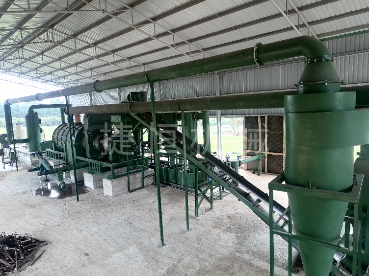 坦桑尼亞炭化機(jī)